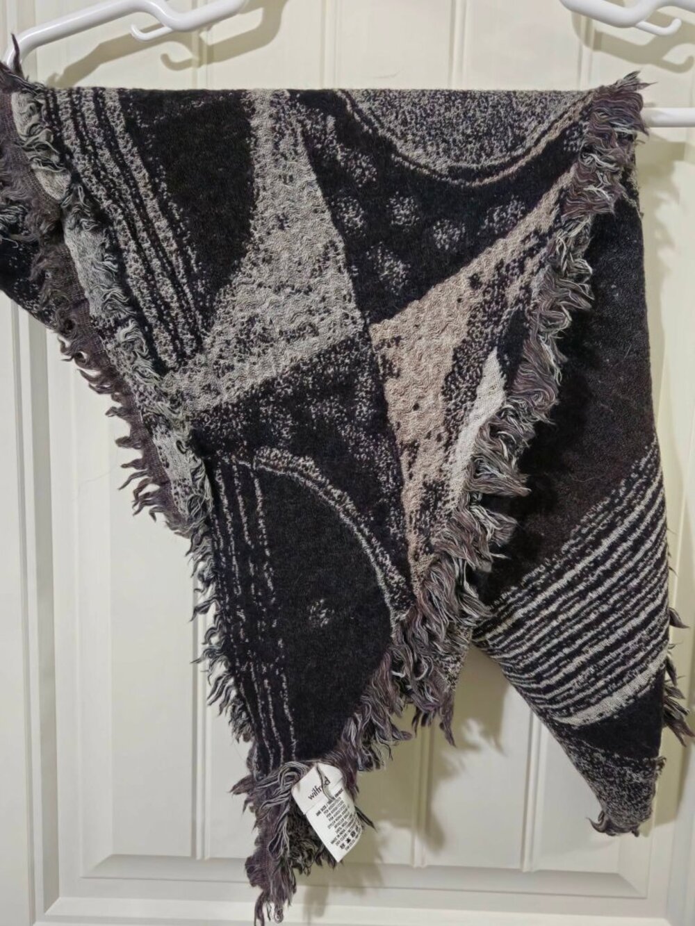 Wilfred Aritzia Merino Wool Scarf